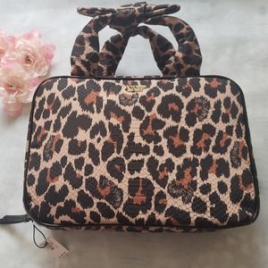 VICTORIA SECRET TRAVEL CASE